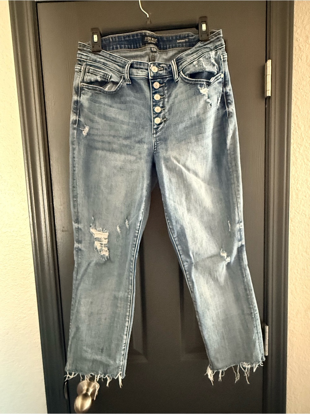 Judy Blue Light Blue Distressed High-Rise Cropped Jeans